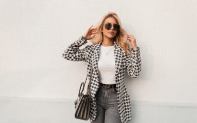 Wiosenna kapsułowa garderoba damska – mniej ubrań, więcej stylizacji